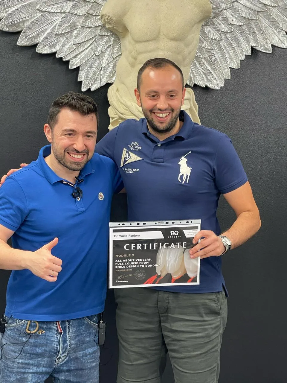 Dr Fenjero Walid et le Dr Maxim Belograd, certificat de la formation aux facettes dentaires de la BG Academy à Prague